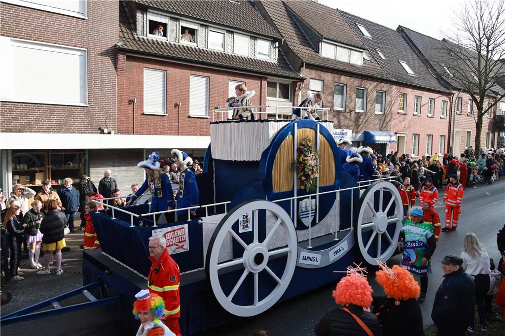 Fotos vom Rosenmontag: So haben die Stadtlohner Narren ihr Sessionsfinale gefeiert Die letzte große Karnevalsparty: 70 Zugnummern sind beim großen Rosenmontagsumzug durch Stadtlohn gefahren – und alle haben zusammen auf den Straßen gefeiert.