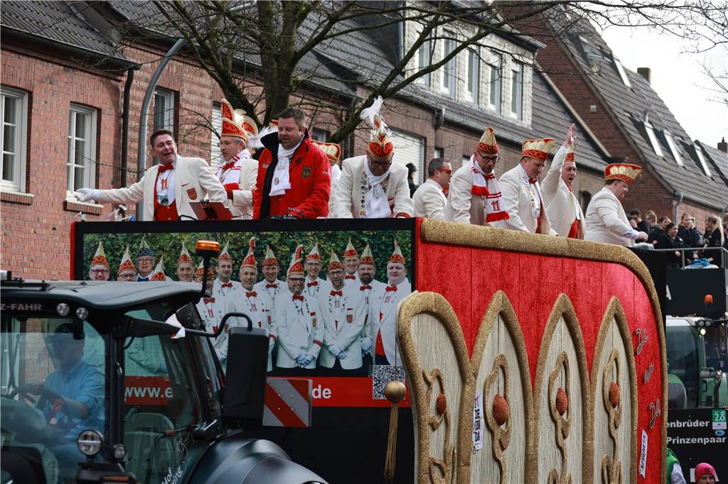 Fotos vom Rosenmontag: So haben die Stadtlohner Narren ihr Sessionsfinale gefeiert Die letzte große Karnevalsparty: 70 Zugnummern sind beim großen Rosenmontagsumzug durch Stadtlohn gefahren – und alle haben zusammen auf den Straßen gefeiert.