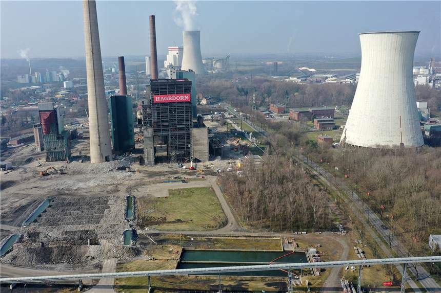 Steag-Sprengung in Lünen: Alle Infos im RN-Livestream und Ticker Die letzten Fotos vom Steag-Kraftwerk in Lünen: Die Vorbereitungen für die Sprengung laufen.