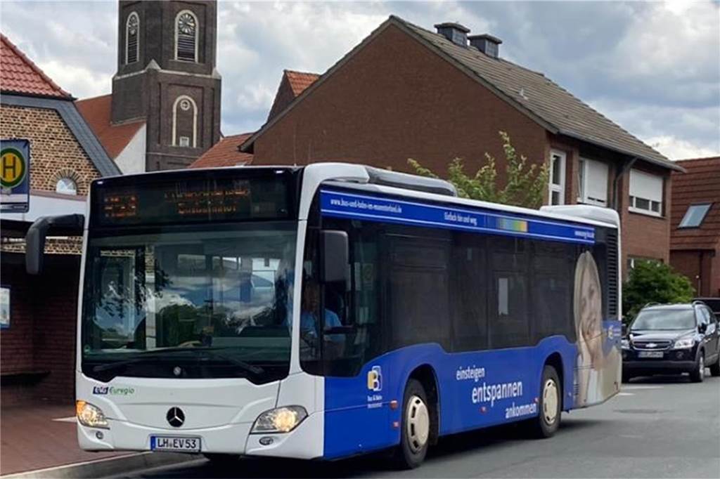 Fehlende Plätze im Bus R53: „Wird immer wieder zum Problem“ Die Linie R53 betreibt die EVG eigenwirtschaftlich.