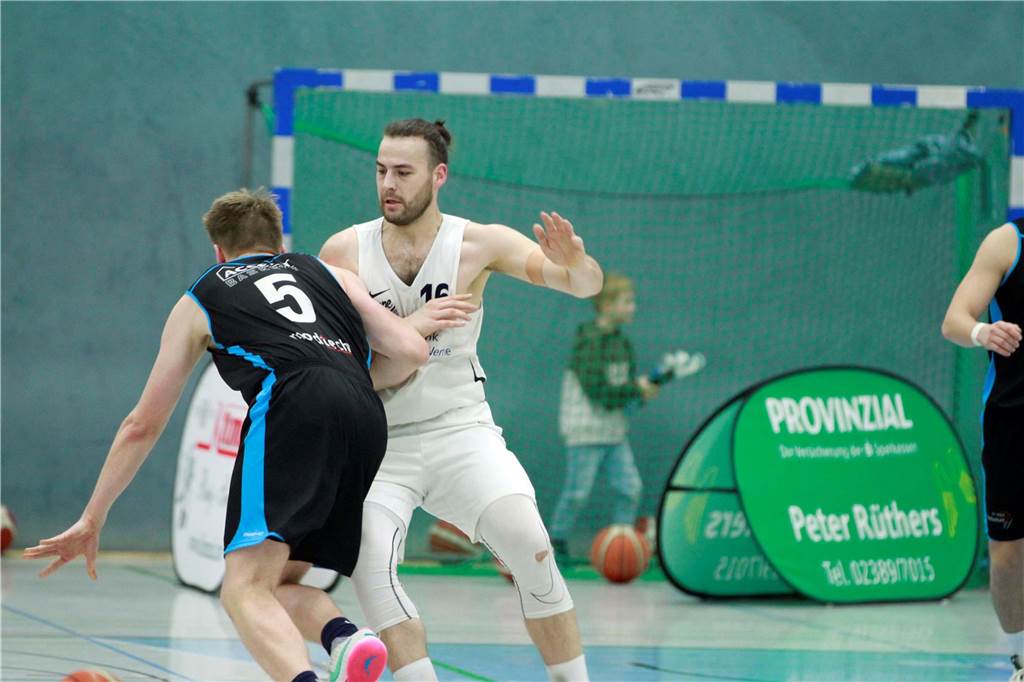 Die LippeBaskets Werne haben ihr Heimspiel gegen die Accent Baskets Salzkotten gewonnen. In der Ballspielhalle waren am Samstagabend rund 300 Zuschauer.