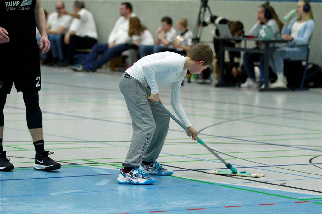 Die LippeBaskets Werne haben ihr Heimspiel gegen die Accent Baskets Salzkotten gewonnen. In der Ballspielhalle waren am Samstagabend rund 300 Zuschauer.