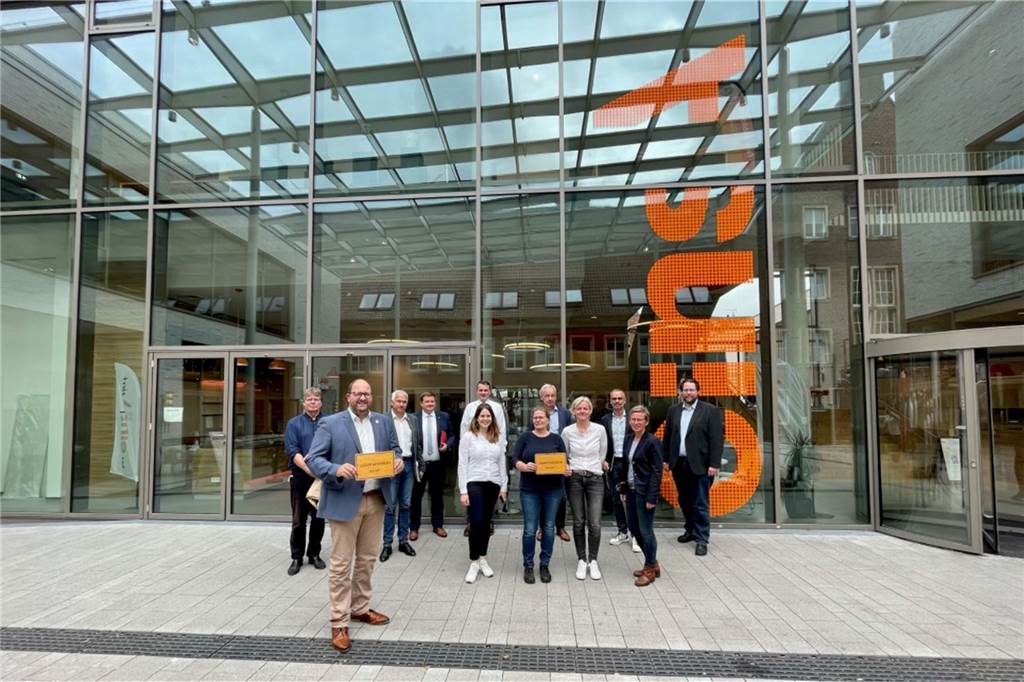 Dorsten und Hohe Mark nehmen neuen Anlauf bei Millionen-Förderprogramm Die lokale Arbeitsgruppe der Hohe-Mark-Kommunen hat sich im Vorfeld der Leader-Bewerbung bereits zum Fototermin versammelt.