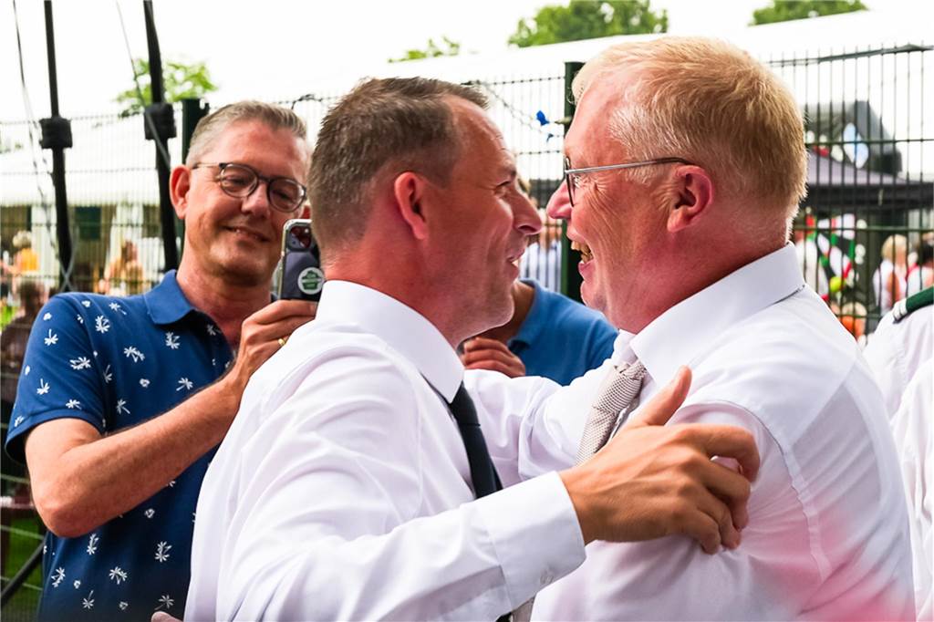 Die Lüntener Schützenbrüder haben mit Detlef Hoffschlag einen neuen König.