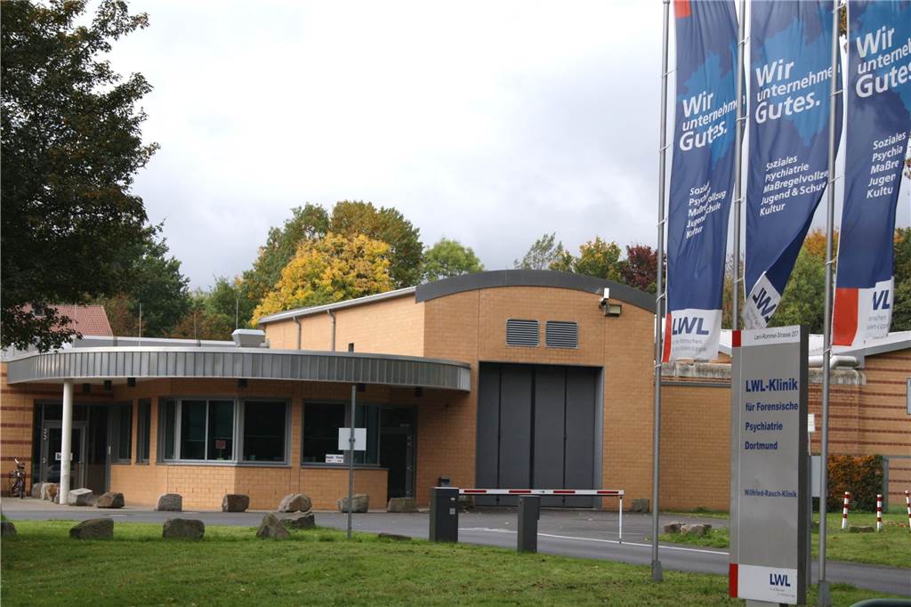 Wofür kassiert der LWL eigentlich 130 Millionen Euro vom Kreis Unna? Die LWL-Klinik für Forensische Psychiatrie in Dortmund (Wilfried-Rasch-Klinik) gilt mit 62 Behandlungsplätzen als eine der modernsten ihrer Art in Deutschland.
