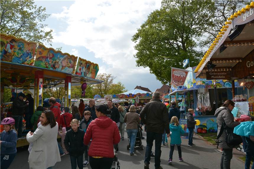 Maikirmes in Werne wird abgesagt: „Kein Schausteller wird überrascht sein“ Die Maikirmes in Werne (hier ein Archivbild) fällt auch in diesem Jahr aus. Nun liegen die Hoffnungen von Veranstaltern und Schaustellern auf Sim-Jü im Oktober.
