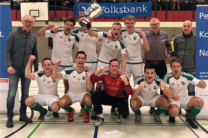 GW Lünten holt sich den Wanderpokal Die Mannschaft von GW Lünten holte sich am Sonntag den Turniersieg beim Volksbank-Cup 2019.