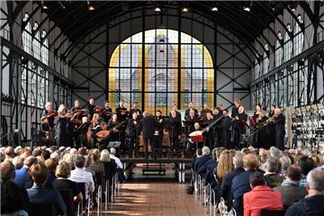 Die Maschinenhalle der Zeche Zollern in Dortmund zeigte sich erneut als idealer Ort für ein Konzert mit Kirchenmusik. Der Nachhall entspricht dem eines Gotteshauses.
