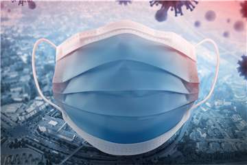 Die Maskenpflicht ist in vielen Bereichen in Dorsten aufgehoben, aber auch nicht überall. Gesundheitsexperten empfehlen, sie vielerorts weiter zu tragen.