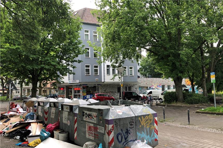 Nach Massenschlägerei in der Nordstadt: Polizei ermittelt wegen schweren Landfriedensbruchs Die Massenschlägerei an der Schleswiger Straße beschäftigt die Polizei.
