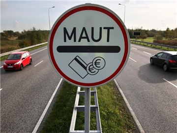 Die Maut kann kommen: Die EU-Kommission hat kdeine Bedenken mehr. Foto: Bernd Wüstneck