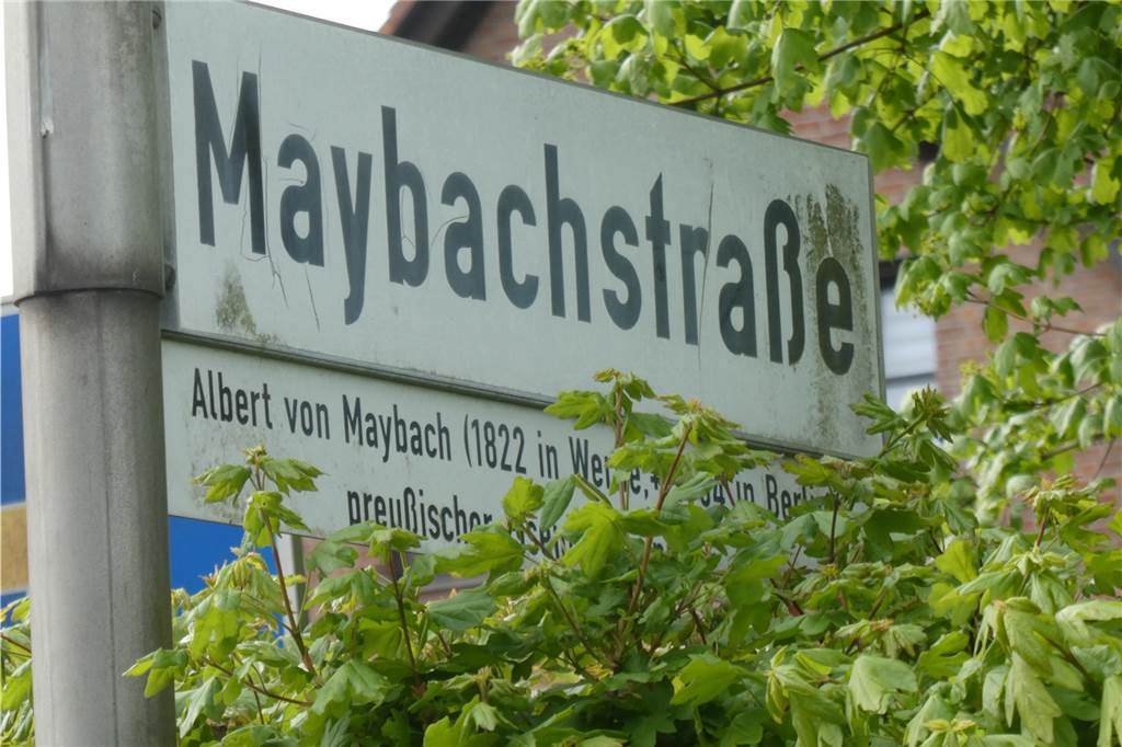 Mit Video: Maybach wer? Wernes Ehrenbürger schaffte den großen Sprung Die Maybachstraße trägt den Namen eines Ehrenbürgers der Stadt.