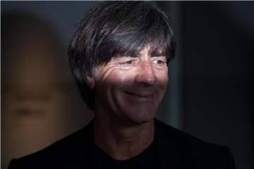 Die Mehrheit der Fans glaubt nicht an einen erfolgreichen Neustart unter Joachim Löw. Foto: Sven Hoppe