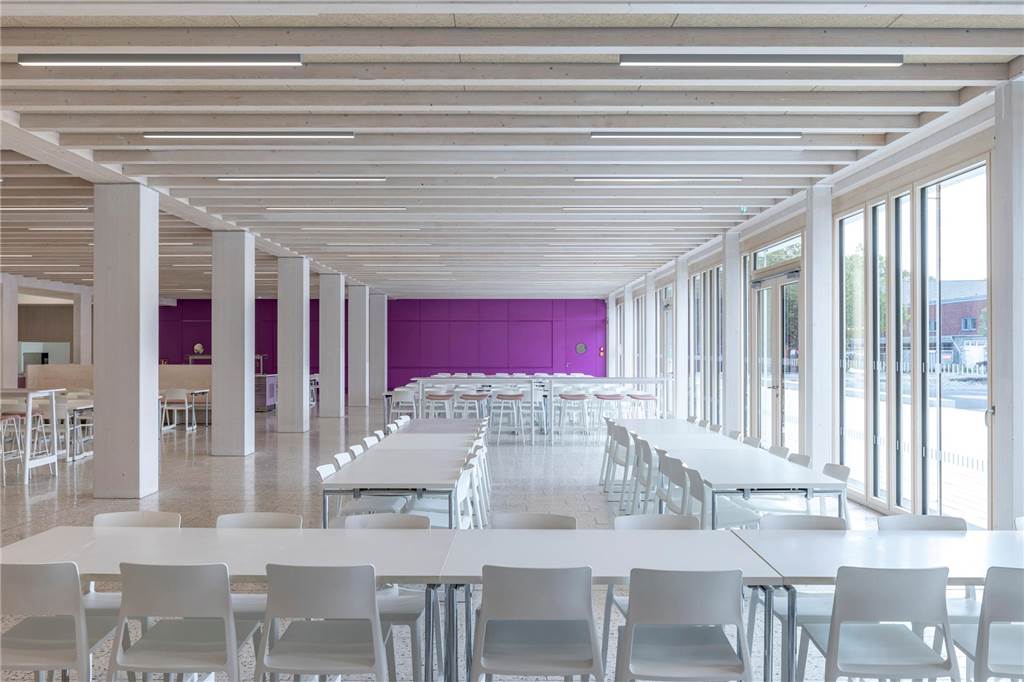 Architekturbüro Farwick Grote Partner erhält BDA-Architekturpreis Die Mensa der Mathilde-Anneke-Gesamtschule in Münster