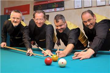 Die Merklinder Billardspieler (v.l.) Uwe Klein, Jörg Ikenmeyer, Markus Dömer und  Dirk Wörmer.