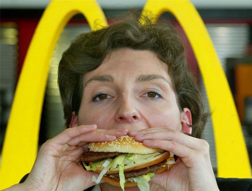 Warnstreiks bei Burger King und Mc Donald´s Die Mitarbeiter von verschiedenen Fast Food-Ketten streiken. Betroffen sind Restaurants von Burger King, Mc Donalds und Starbucks.