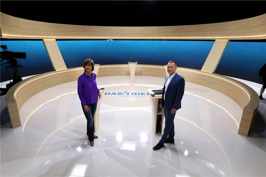 TV-Triell: Bewerten Sie bei uns Baerbock, Laschet und Scholz live mit dem Debat-O-Meter Die Moderatoren Maybrit Illner (ZDF) und Oliver Köhr (ARD) werden am Sonntag durch das zweite TV-Triell führen.