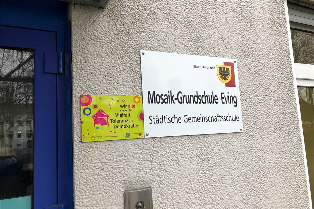 Alleinerziehende Mutter: „Mich nervt das ganze Hickhack nur noch“ Die Mosaik-Grundschule an der Osterfeldstraße hat derzeit coronabedingt geschlossen. Wenn ales gut geht, soll sie am Donnerstag (27.1.) wieder öffnen