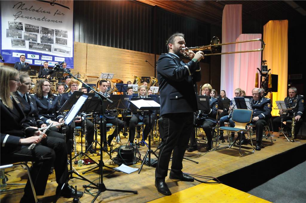 Nicht wegen Corona: Musikverein Heek muss Jahreskonzert absagen Die Musiker proben bereits intensiv für das Ersatzevent im Dezember in der Ludgeruskirche. Weihnachtlich soll es dabei passend zur Jahreszeit werden.