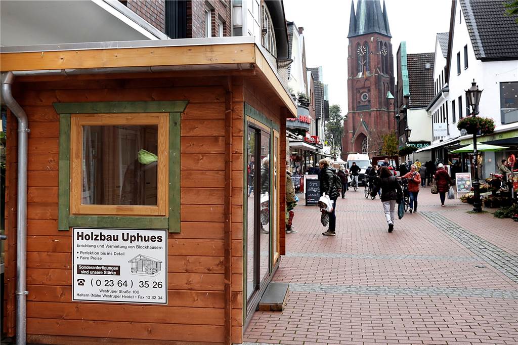 Corona-Teststellen in Haltern: „90 Prozent der Positiven haben keine Symptome“ Die Nachfrage nach kostenlosen Corona-Tests ist so groß, dass die Testzeiten an der Bären-Apotheke erweitert werden.