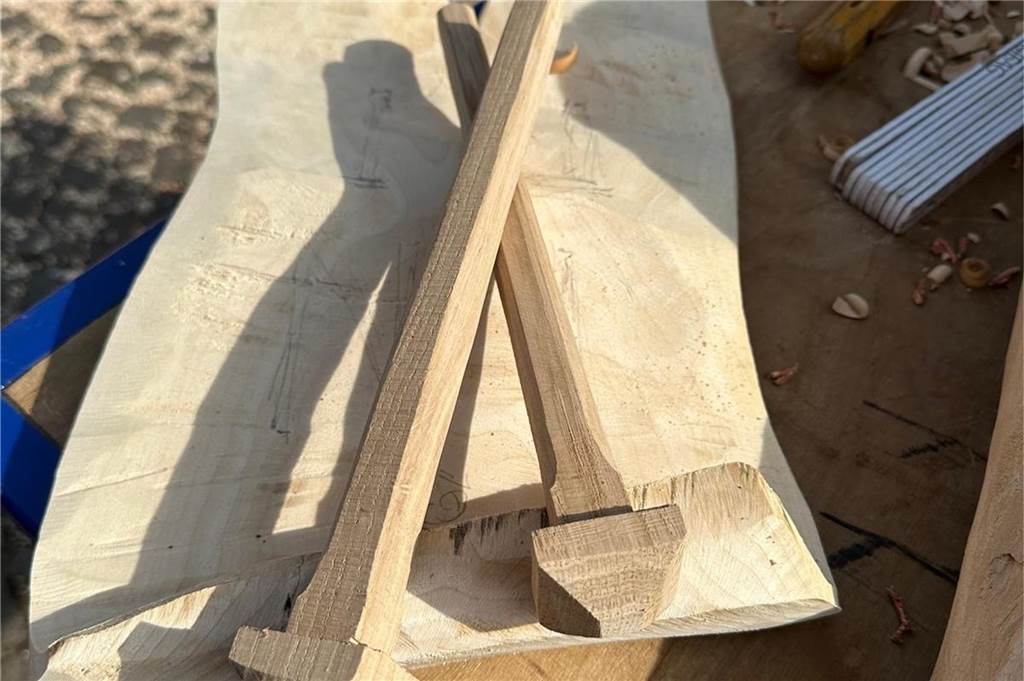 Nägel für das Gabelkreuz