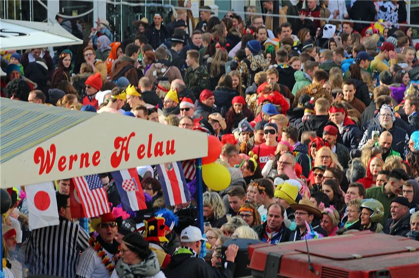 Narren in Werne hoffen: Bloß kein Sturm oder Starkregen zum Rosenmontagszug 2020 Die Narren hoffen auf einen prächtigen Rosenmontagszug ohne Wetterkapriolen.