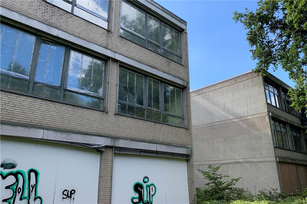 So machen die Hervester mehr aus ihrem Marienviertel Die Nebengebäude der ehemaligen Realschule warten auf ihren Abriss. Ein Bebauungsplan wird aber frühestens in 18 Monaten spruchreif sein.