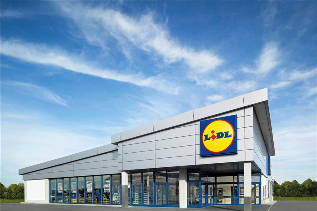 Die wichtigsten Antworten zur Planung der Stadt Schwerte für den Schützenhof Die neue Filialgeneration von Lidl ist erheblich größer als die alten Discounter. Plante man früher mit 800 Quadratmetern Verkaufsfläche, geht es jetzt um 1400 Quadratmeter. |