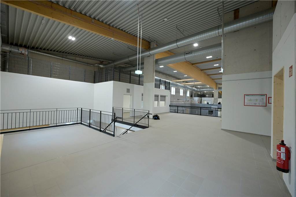 Die neue Sporthalle in Lünen an der Dammwiese.