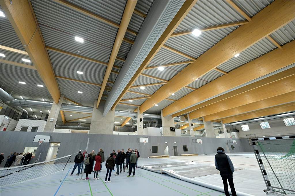 Pläne zur Hallenfußball-Stadtmeisterschaft werden konkreter Die neue Sporthalle in Lünen an der Dammwiese. Hier soll im Dezember die Hallenstadtmeisterschaft beginnen.