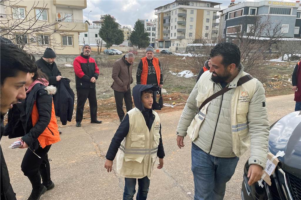 Psychologe aus Werne erlebt Erdbeben vor Ort: „Wir haben geschrien“ Die NGO "Orange" hilft den Menschen in der Stadt Gaziantep nach dem verheerenden Erdbeben.