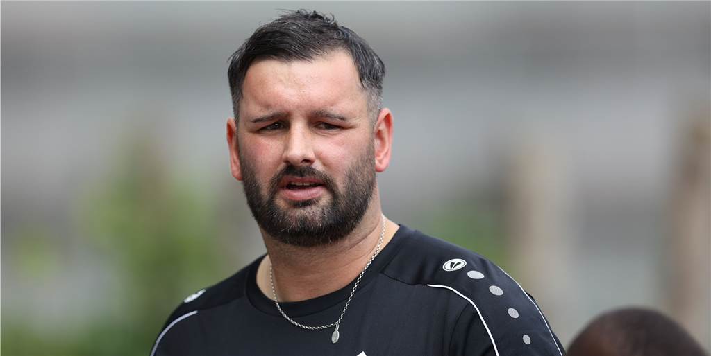 Ellbogenschlag, Tritte, drei Platzverweise: Tumulte bei Partie des VfB Lünen bei Ay Yildiz Derne Die Niederlage in Derne wurde für Trainer Pascal Harder und den VfB Lünen zur Nebensache.