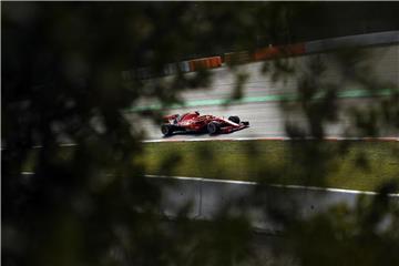 Die niedrigen Temperaturen und die widrigen Bedingungen beeinträchtigen die Testfahrten auf dem Circuit de Catalunya. Foto: Francisco Seco