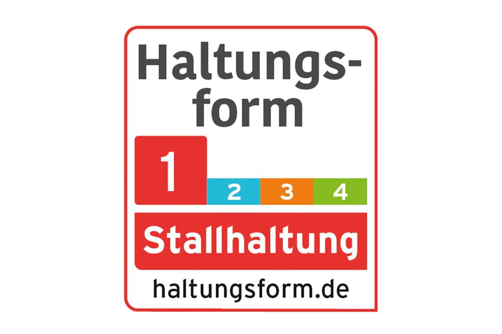 Nach Tierquälerei-Skandal: Wie erkenne ich Fleisch, das ich guten Gewissens essen kann? Die niedrigste Tierwohl-Stufe, die Haltungsform 1.
