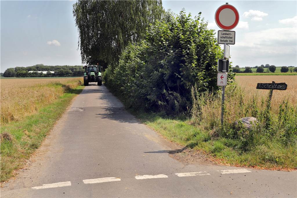 Ortsvorsteher fordern neue Schleichwegroute von Norden zur B1 Die nördliche Verbindung zwischen Heerener- und Nordlünerner Straße ist bisher ein Wirtschaftsweg, offiziell befahrbar nur für Landwirte.