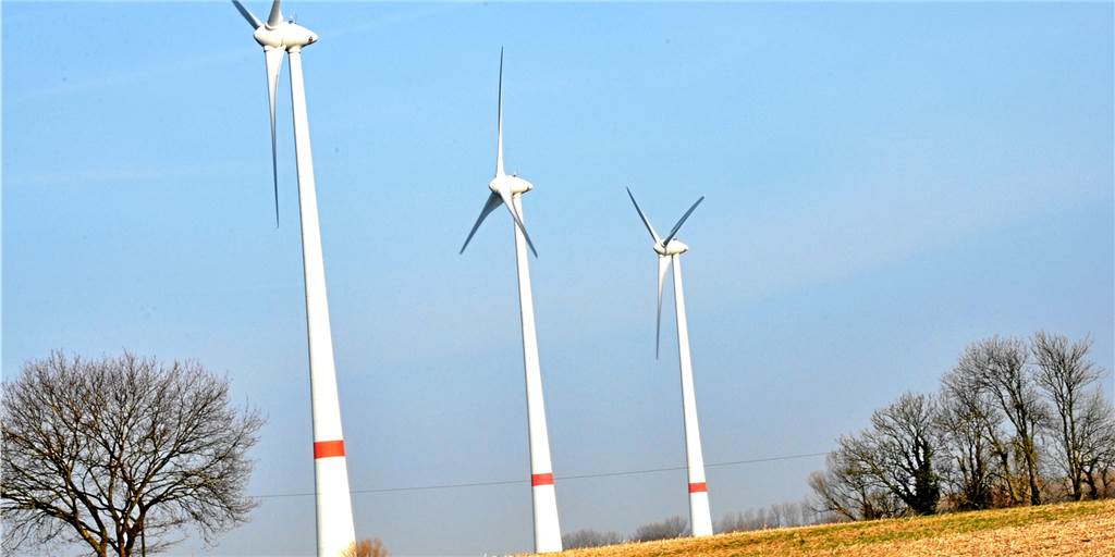 Nordkirchener Politik: Keine Höhenbegrenzung von 140 Metern für Windräder Die Nordkirchener Politik folgt der Anregung von Bürgern nicht, Höhenbegrenzungen auf 140 Meter für Windräder (Symbolbild) festzusetzen.