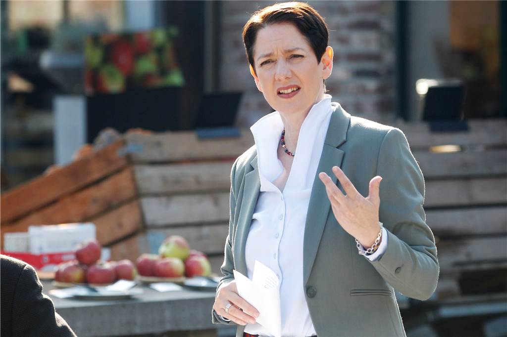 NRW: Diese Minister aus der Landesregierung kennen die Bürger nicht Die nordrhein-westfälische Landwirtschaftsministerin Silke Gorißen (CDU) spricht.