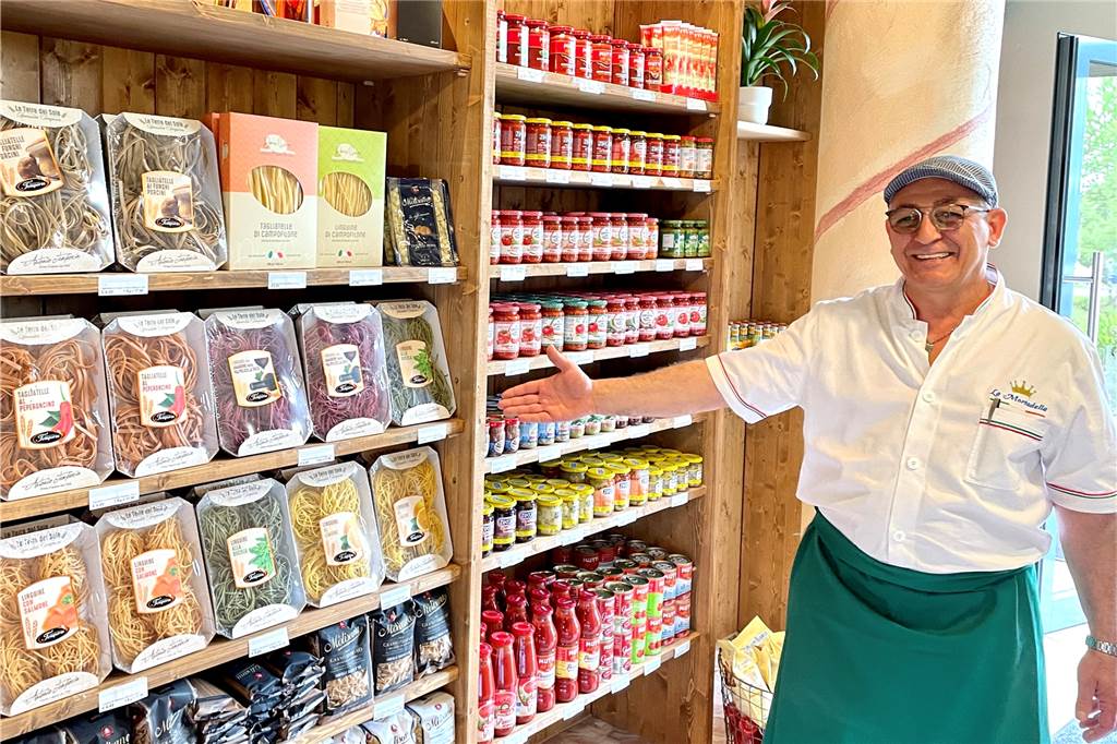 Neuer italienischer Feinkostladen: Mini-Andronaco im Dortmunder Süden Die Nudeln mit Zitrone, Lachs, Ruccola, Steinpilzen oder Chili sind eine besondere Spezialität.