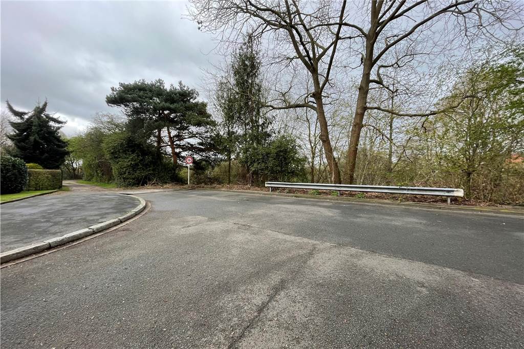 Ein Traum für Familien: Großes Haus in Huckarde wird zwangsversteigert Die Oberfeldstraße in Huckarde ist eine Sackgasse