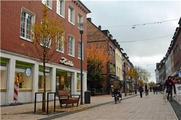 Die offizielle Abnahme der Bauarbeiten an der Essener Straße kann noch vor dem Katharinenmarkt am 26. November erfolgen.