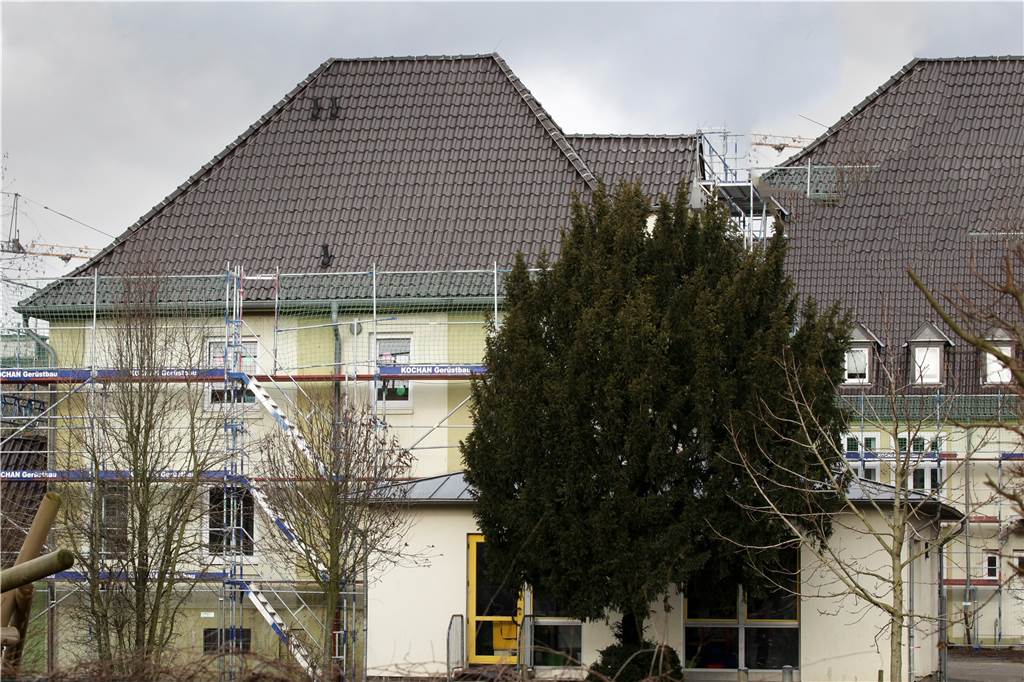 Corona-Fälle an Schulen in Selm: „Unterricht hat dann keinen Zweck“ Die Overbergschule in Selm hat aktuell vier Klassen im Distanzunterricht. Schulleiterin Jücker entschied sich nach hohen Infektionszahlen in den Klassen für diesen Schritt.