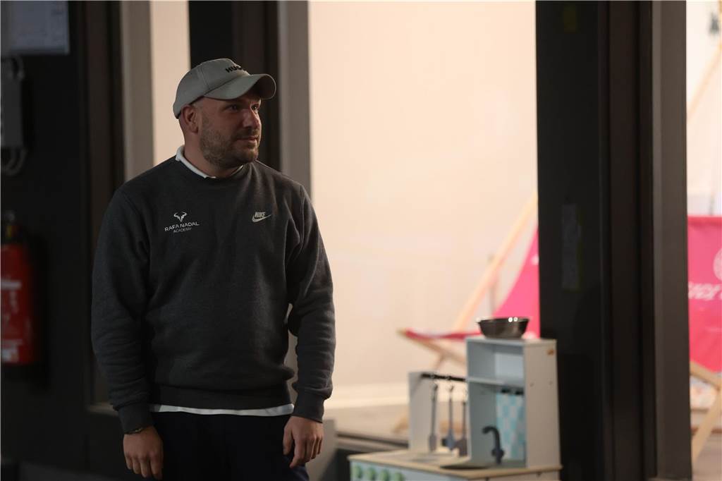 Die Padelbox hatte am Wochenende hochkarätigen Besuch. Mit der Rafael-Nadal-Academy war eine der erfolgreichsten Padel-Akademien zu Gast. Wir waren mit der Kamera dabei.