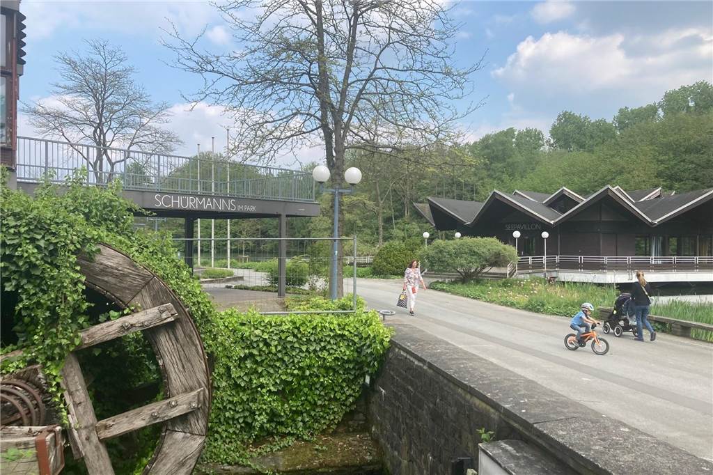 IGA soll Biergarten im Westfalenpark zum Anziehungspunkt machen Die Parkgastronomie an der Buschmühle mit dem Seepavillon ist seit drei Jahren verwaist.