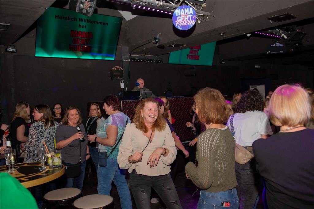 Die Party nur für Mamas und ihre Freundinnen kam bestens in der Stadtmühle an. Zu den Hits der 70er- und 80er-Jahre wurde getanzt.