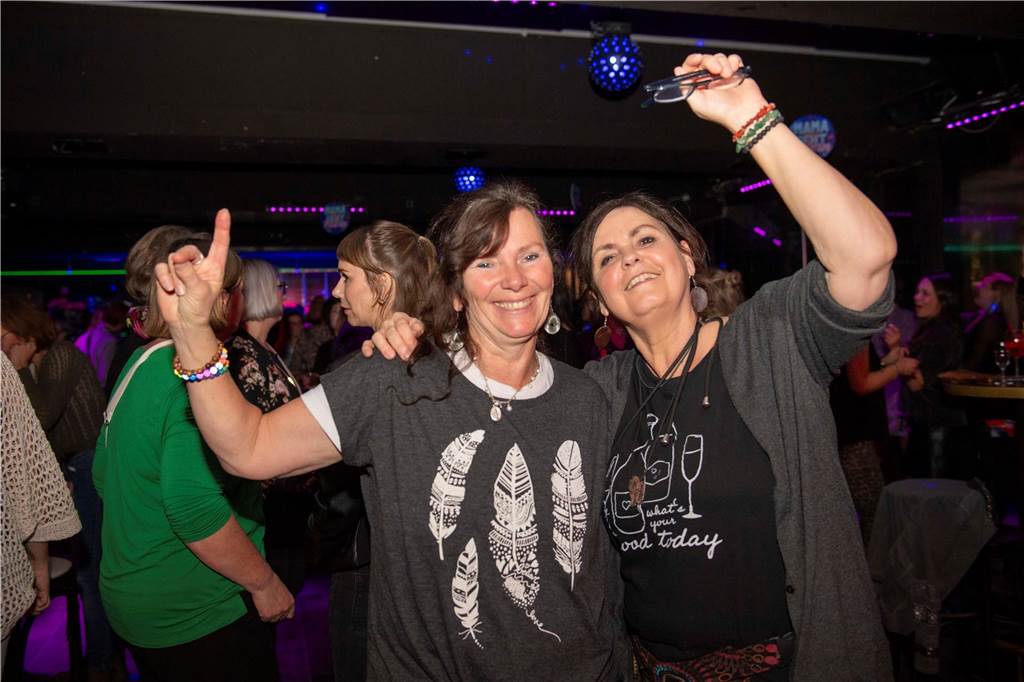 Die Party nur für Mamas und ihre Freundinnen kam bestens in der Stadtmühle an. Zu den Hits der 70er- und 80er-Jahre wurde getanzt.