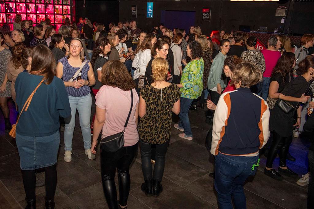Die Party nur für Mamas und ihre Freundinnen kam bestens in der Stadtmühle an. Zu den Hits der 70er- und 80er-Jahre wurde getanzt.