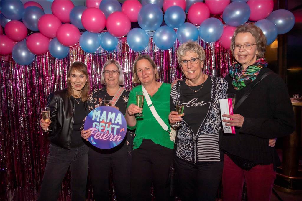 Die Party nur für Mamas und ihre Freundinnen kam bestens in der Stadtmühle an. Zu den Hits der 70er- und 80er-Jahre wurde getanzt.