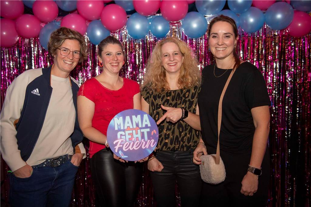 Die Party nur für Mamas und ihre Freundinnen kam bestens in der Stadtmühle an. Zu den Hits der 70er- und 80er-Jahre wurde getanzt.