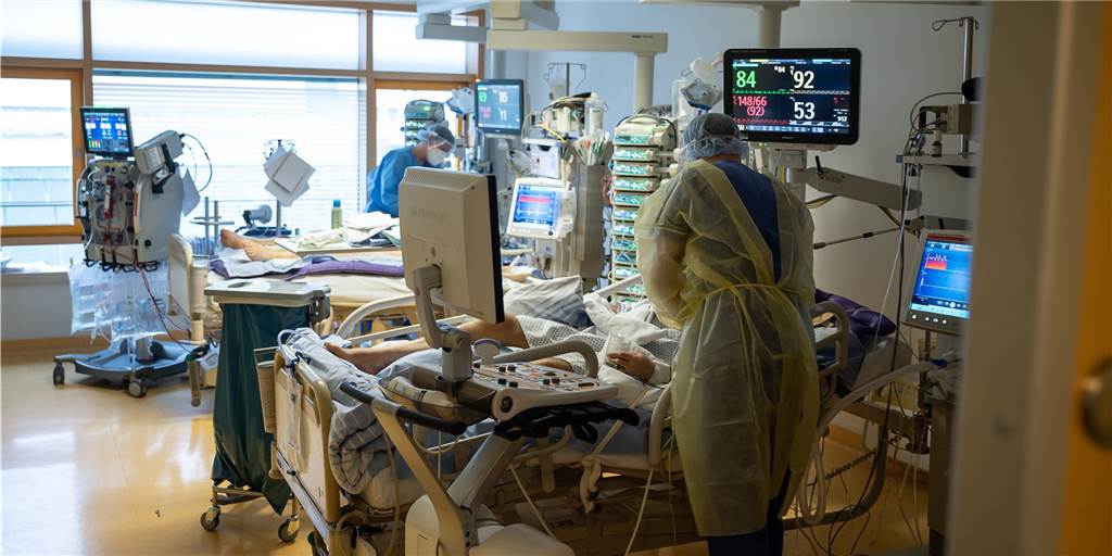 Nach Pflegeskandal in Lünen: Patienten an mehrere Standorte verlegt Die Patienten einer Lüner Pflegestätte (Symbolbild) wurden am Dienstag (19. Juli) in andere Einrichtung transportiert.