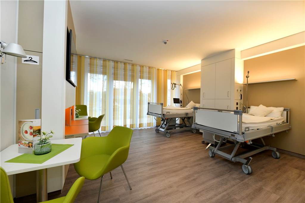 Krankenhaus in Not: Klinikverbund ächzt unter steigenden Energiekosten Ein Zimmer der Komfortstation des Elisabethkrankenhauses.